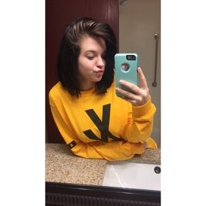 Meet your Posher, Cory